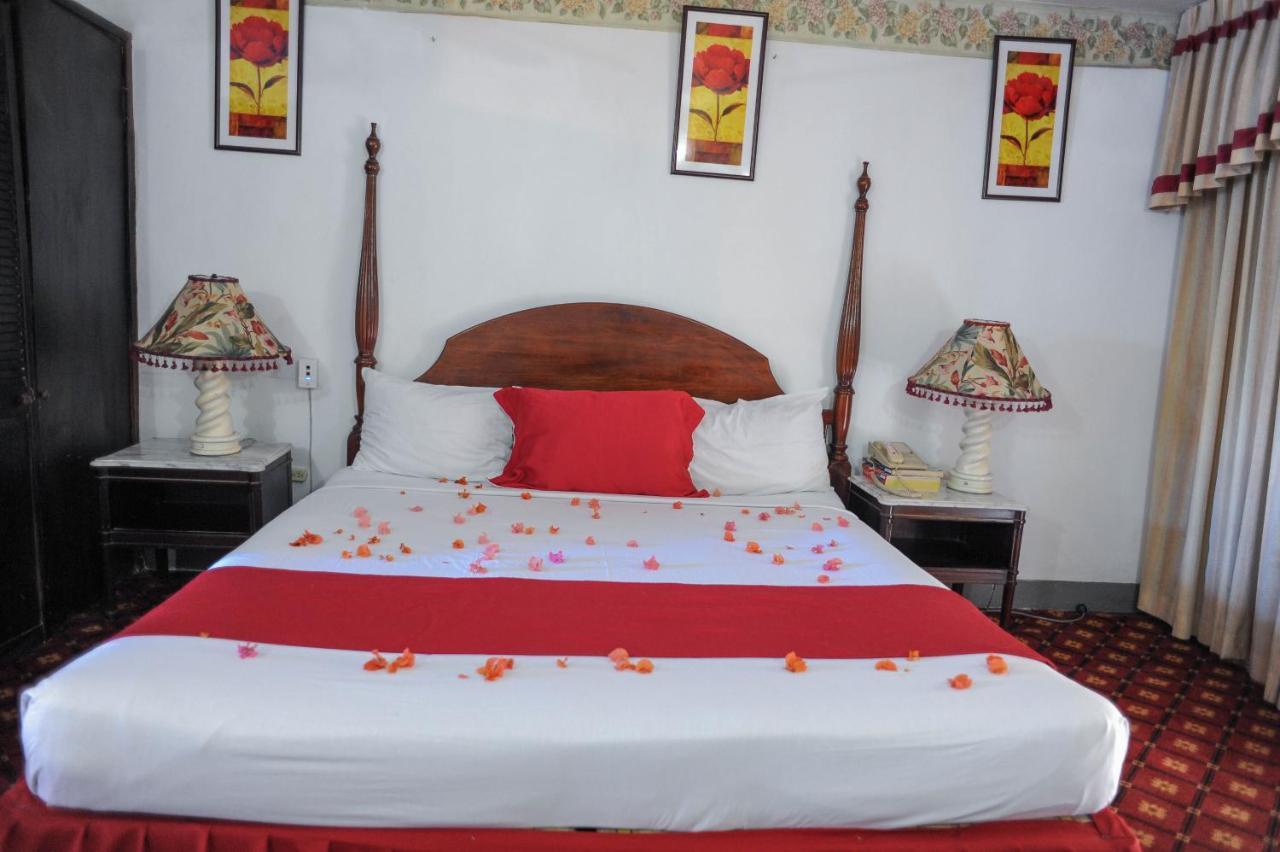 Glorianna Hotel Montego Bay Exterior foto