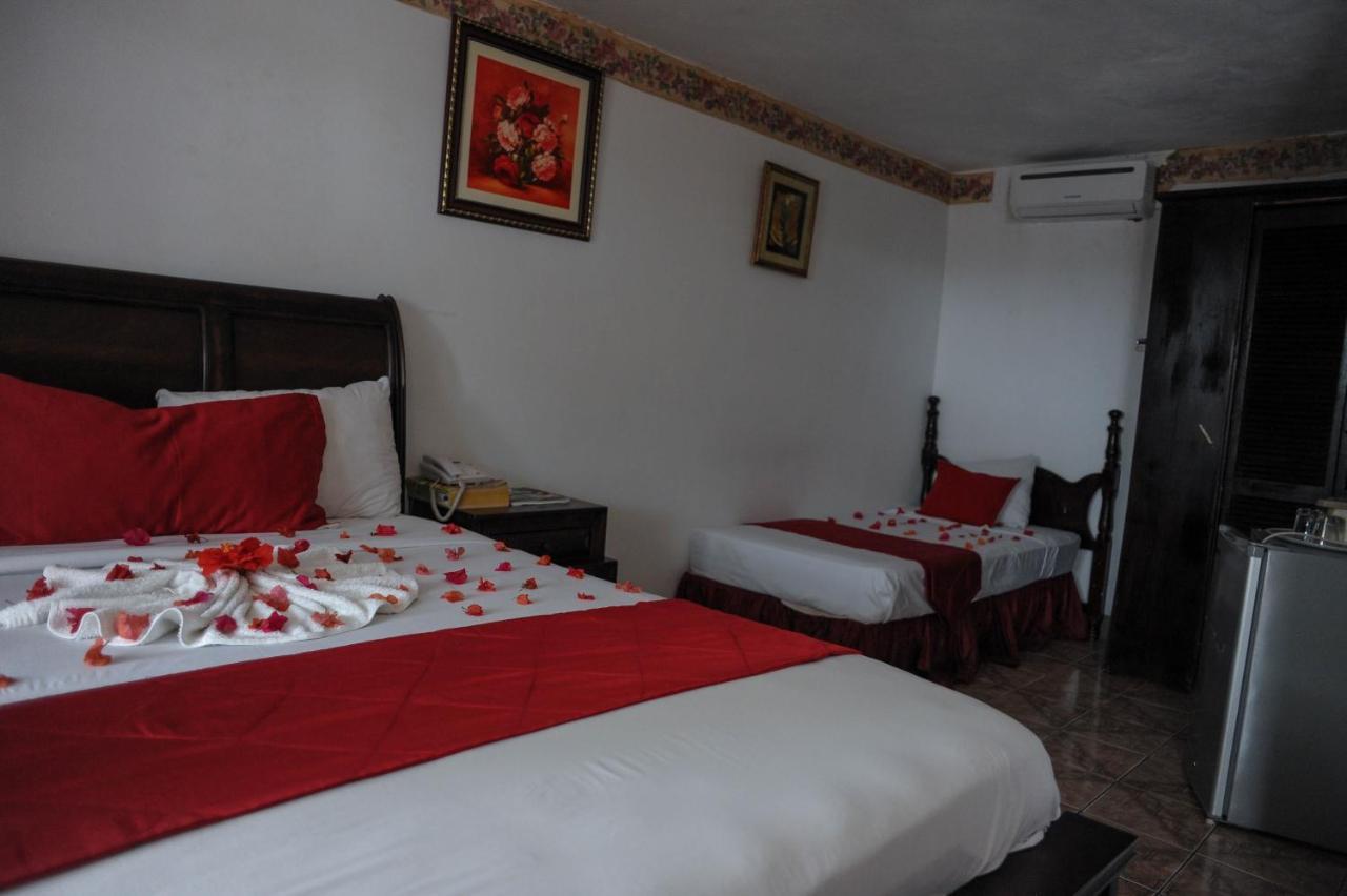 Glorianna Hotel Montego Bay Exterior foto